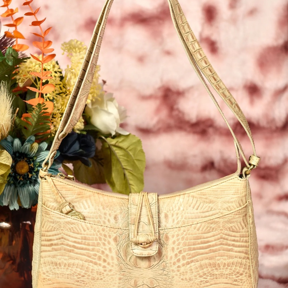Vintage Brahmin Cream Crocodile-Embossed Shoulder Bag